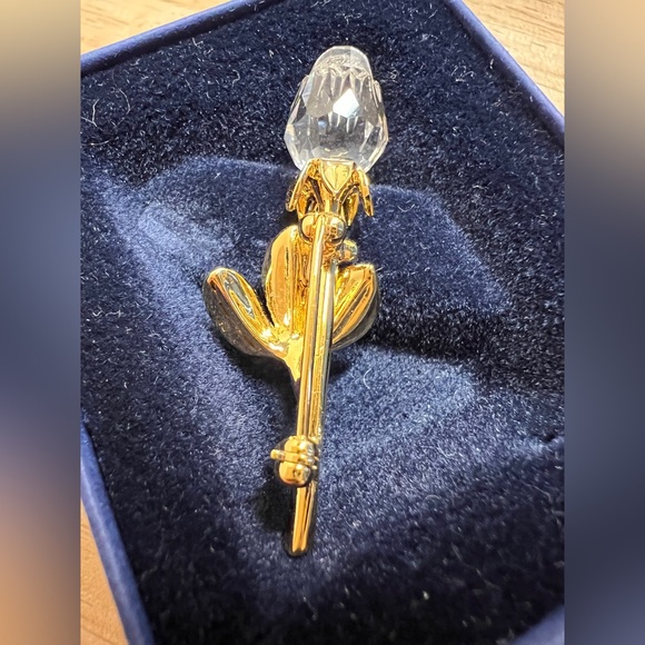 🌹❤️ 💎 Swarovski Single Rose Pin 🌹 With Gift Box and Extras ❤️🔥‼️💎 - Picture 2 of 6
